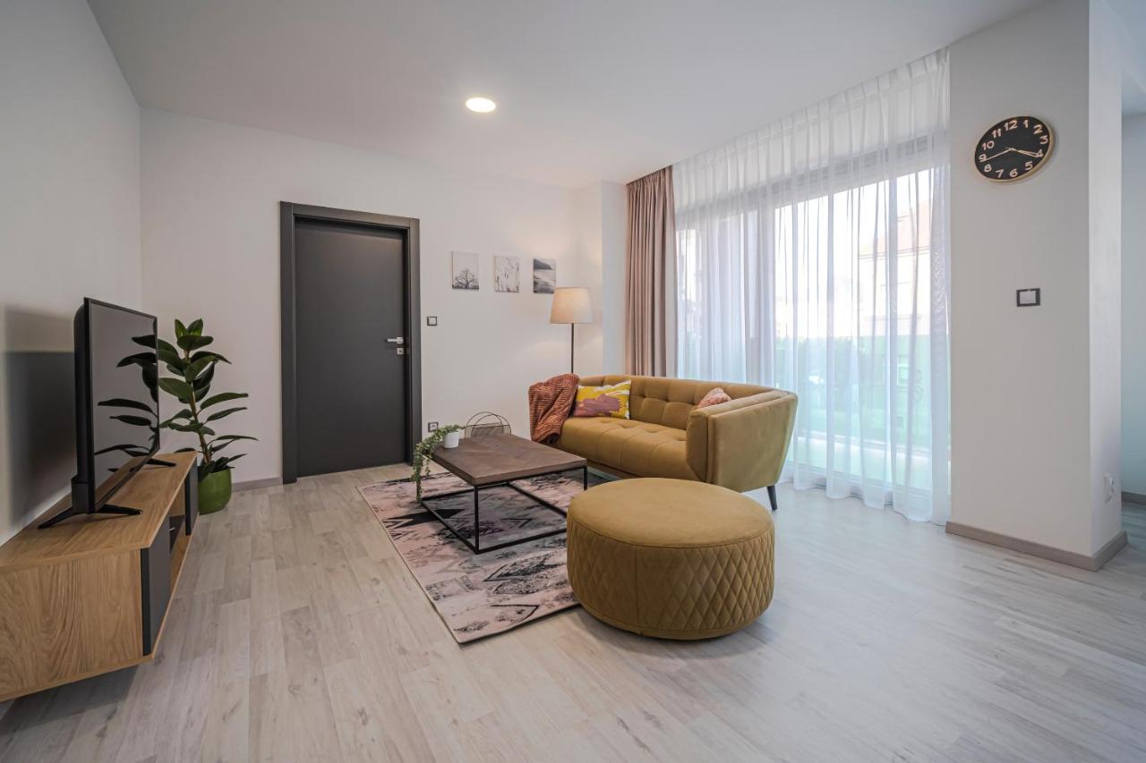 Grunt Apartments Mlada Boleslav Exterior photo